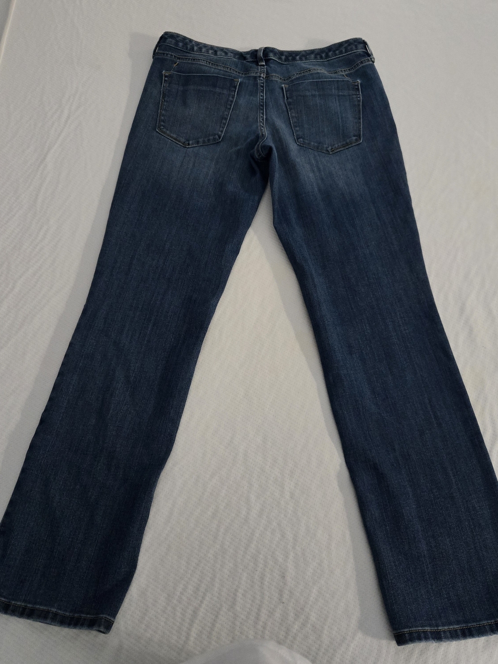 Women's Straight-Leg Jeans in Dark Indigo Wash - Picture 2 of 5